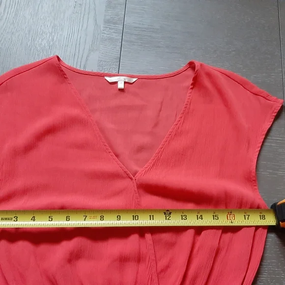 Elegant Coral Romper with Embroidery - Picture 8 of 11